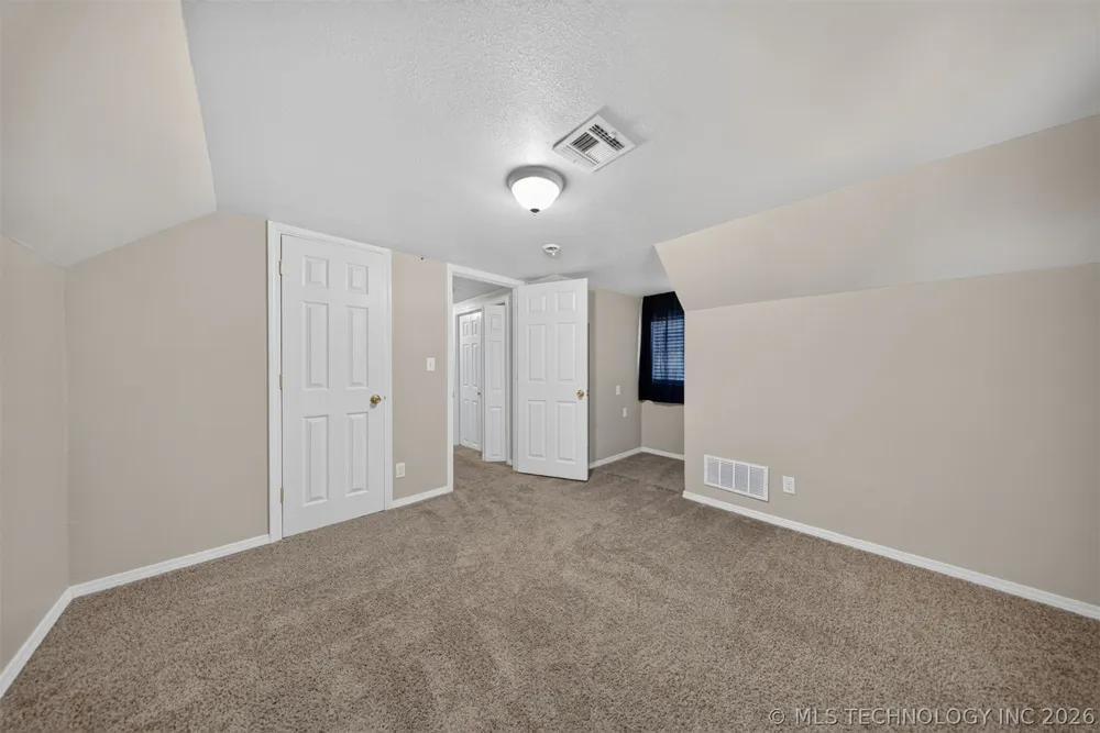 1102 W 20th Street Claremore, OK 74017