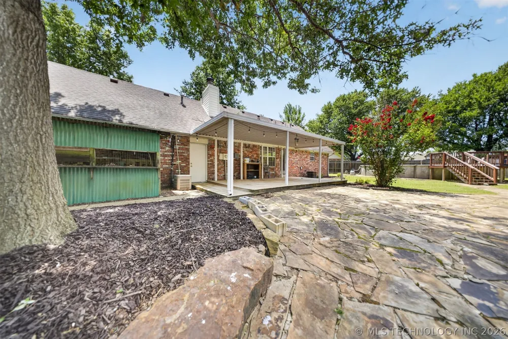 1102 W 20th Street Claremore, OK 74017