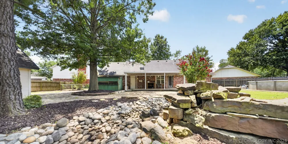 1102 W 20th Street Claremore, OK 74017