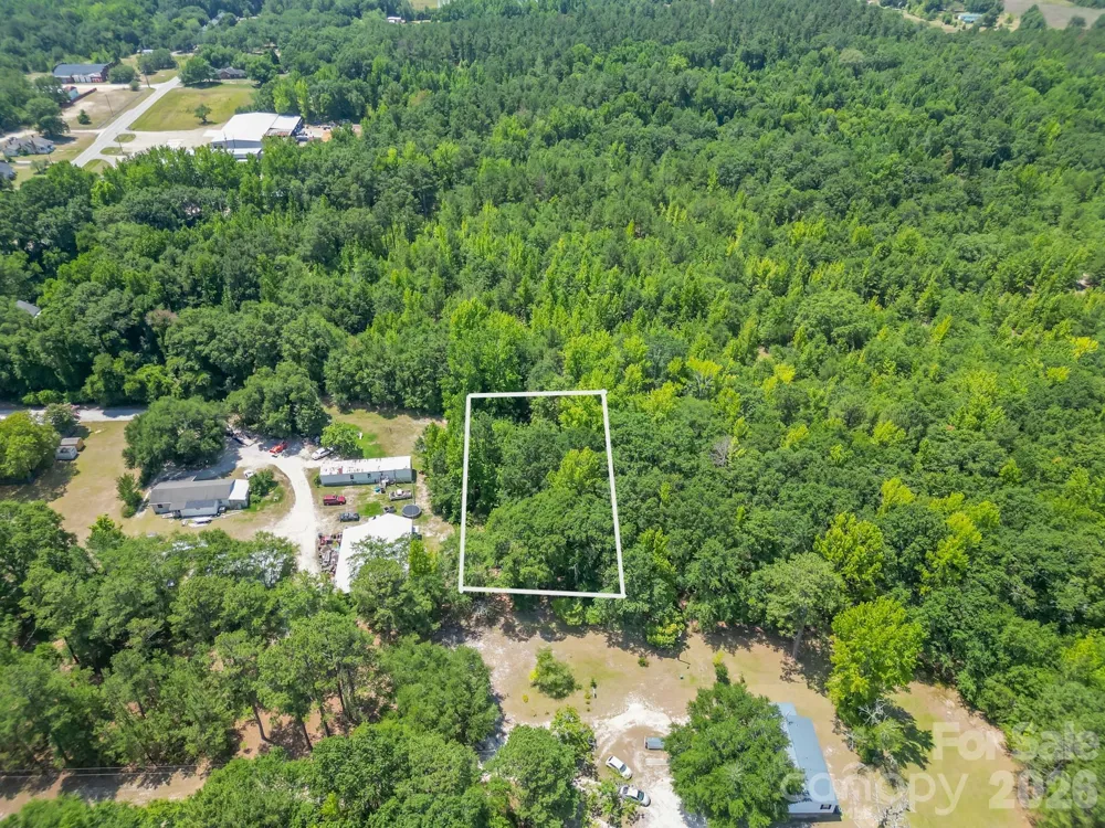 72 Thurman Garage Lane Jefferson, SC 29718