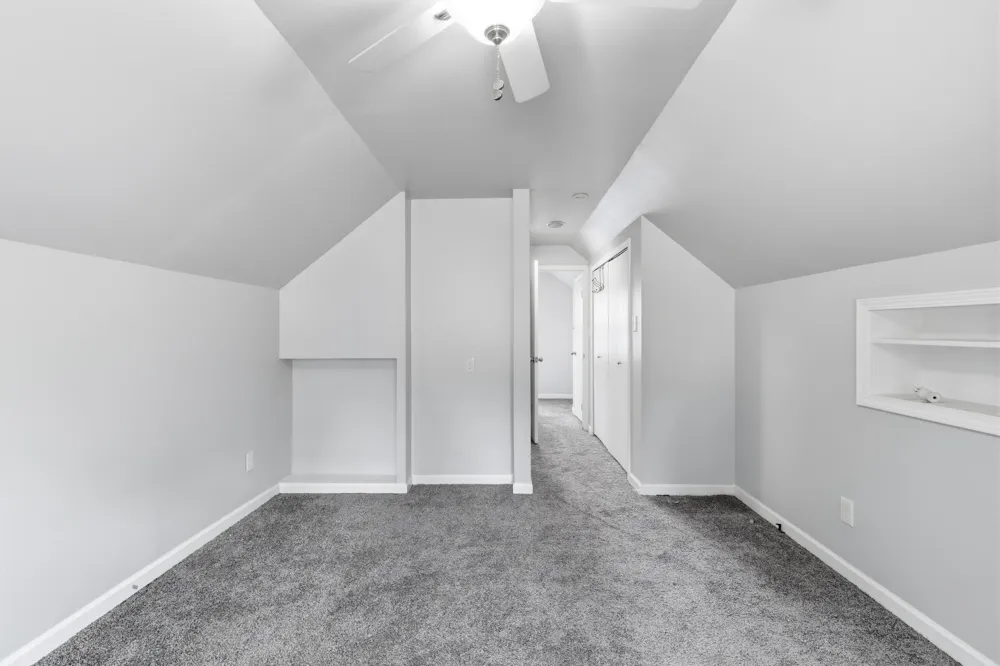 19353 Denby Street Redford, MI 48240