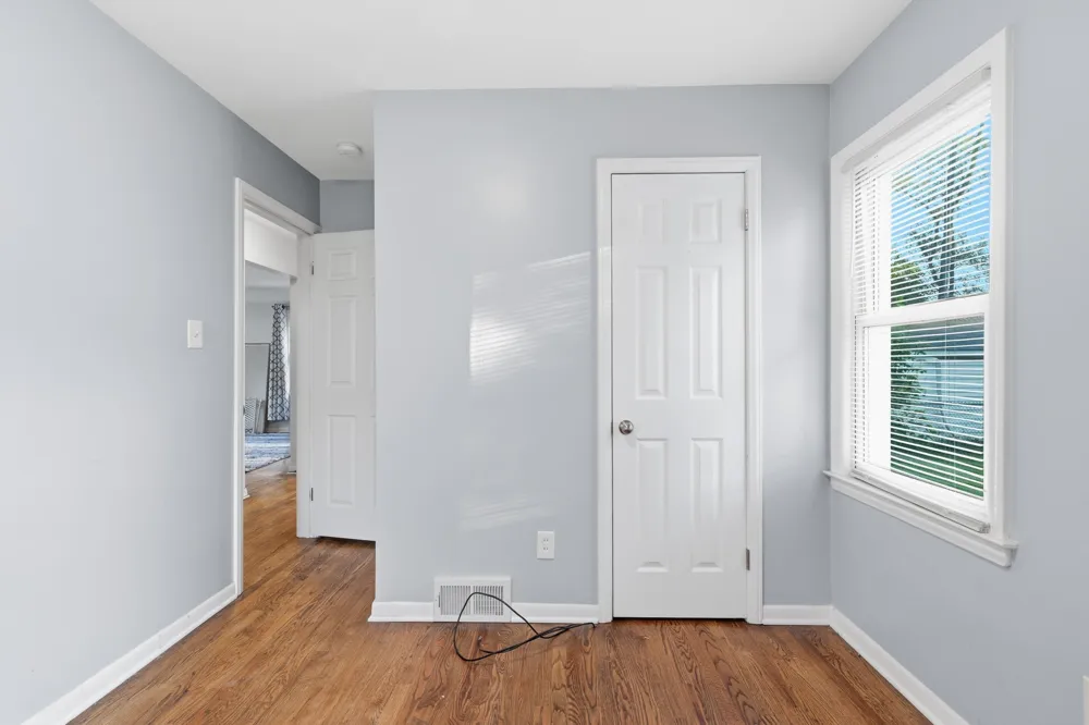 19353 Denby Street Redford, MI 48240