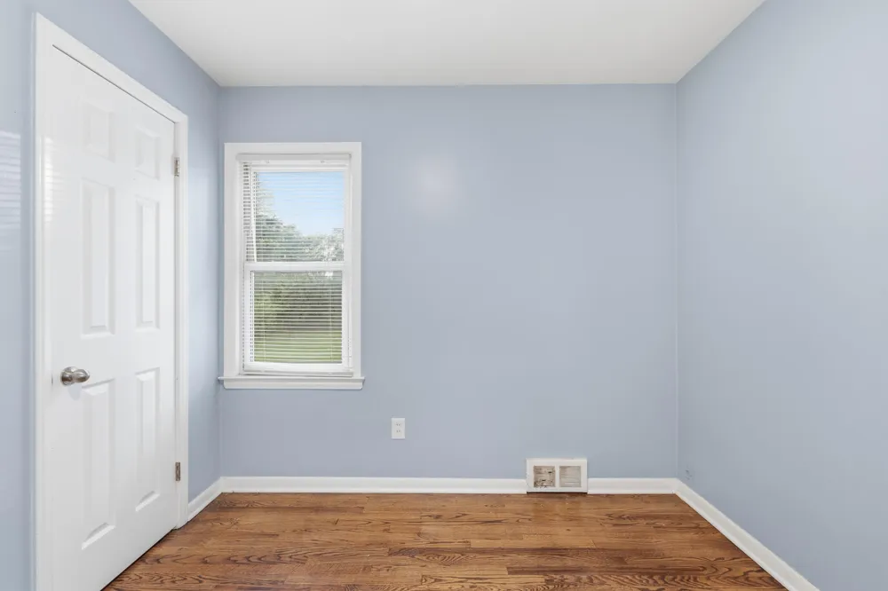 19353 Denby Street Redford, MI 48240