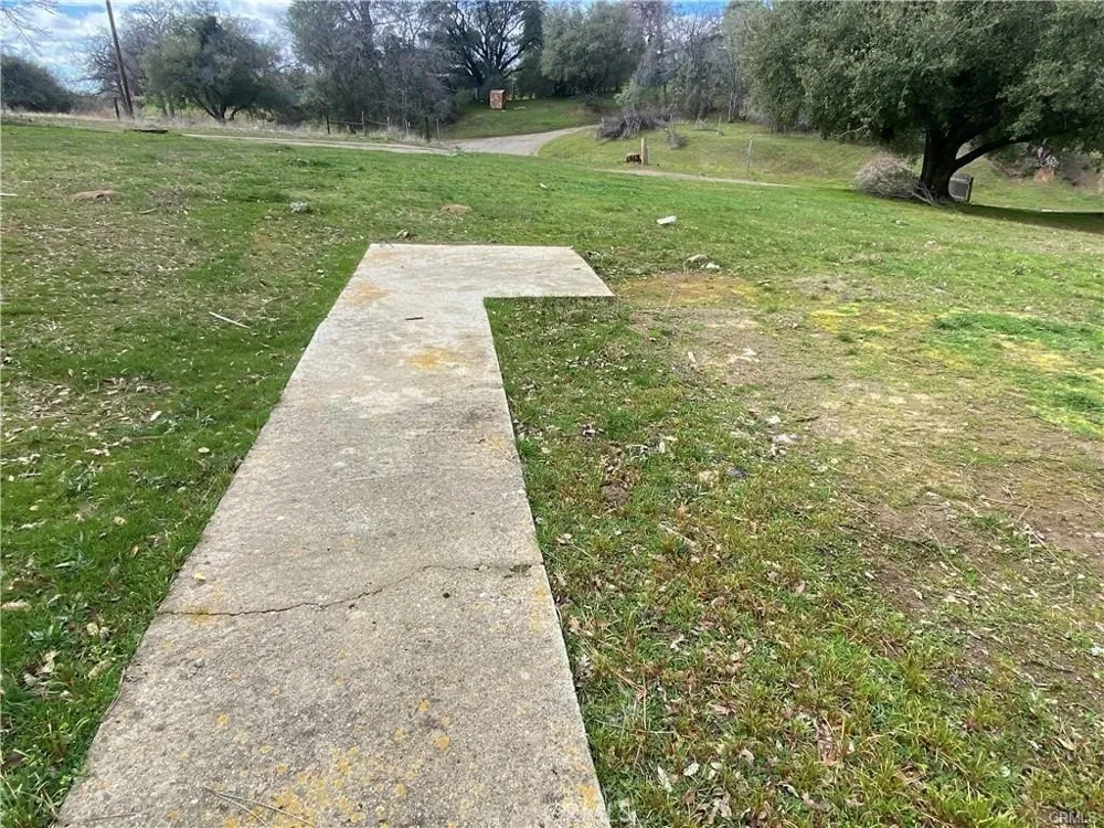 56446 Road 200 North Fork, CA 93643