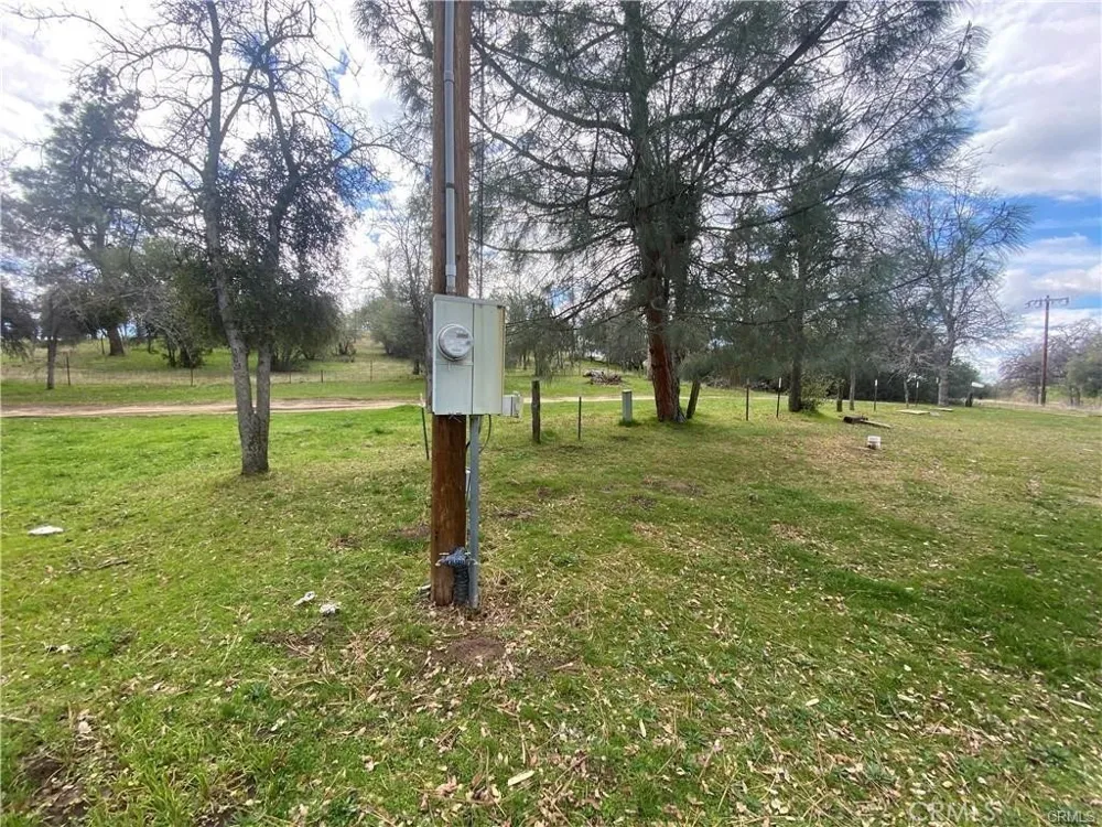 56446 Road 200 North Fork, CA 93643
