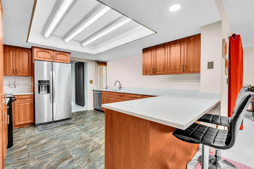 411 Wilma Cir Riviera Beach, FL 33404