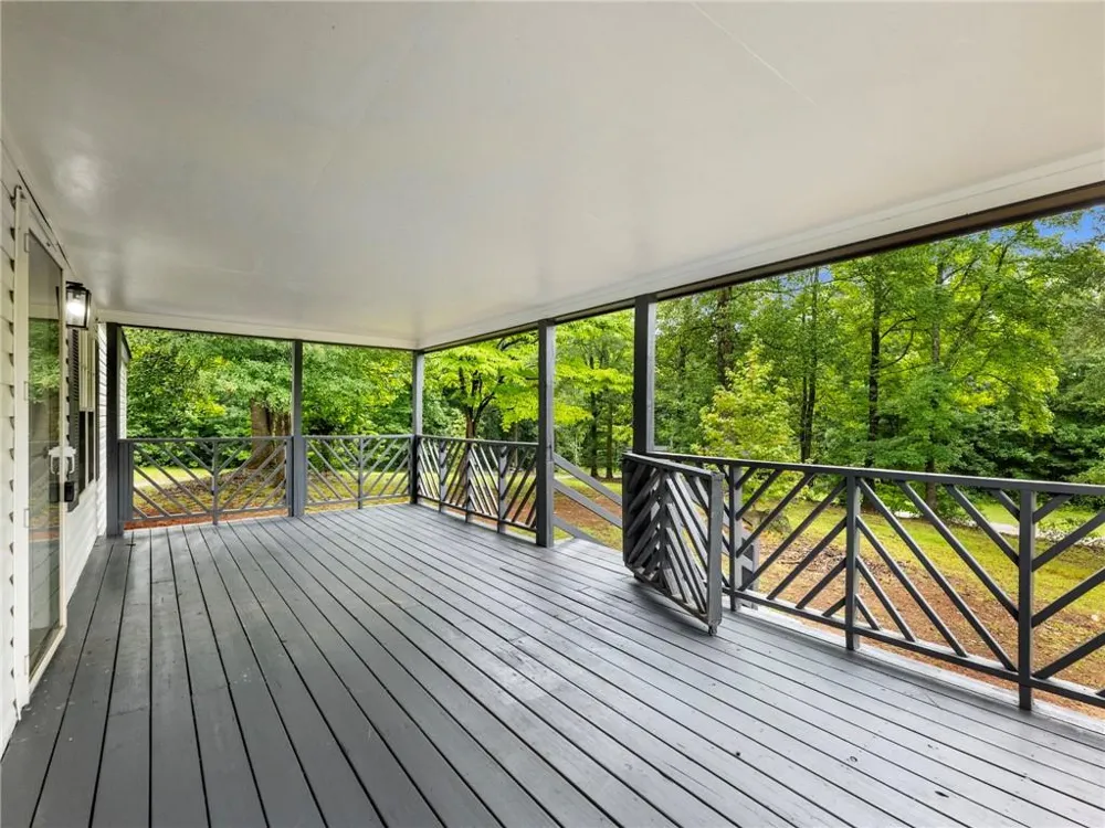 1114 Neal Road Commerce, GA 30530