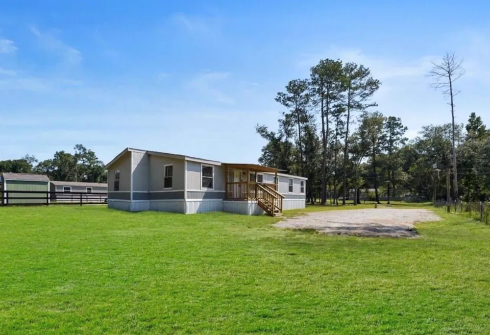15750 W Relza Drive Splendora, TX 77372