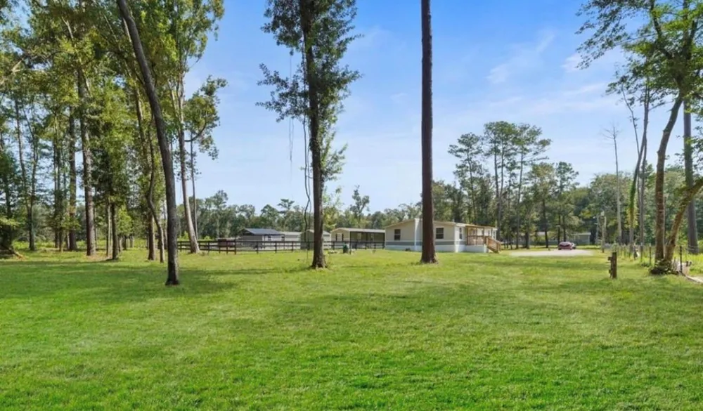 15750 W Relza Drive Splendora, TX 77372