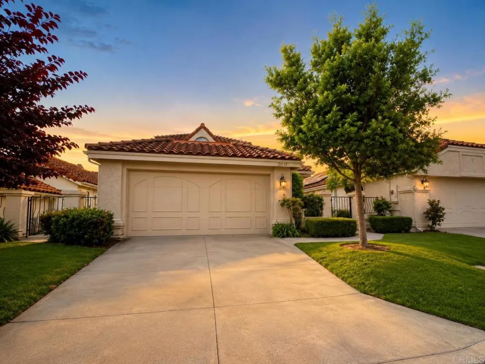 29118 Laurel Valley Dr Vista, CA 92084