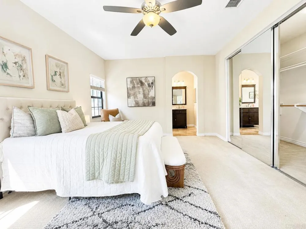 29118 Laurel Valley Dr Vista, CA 92084