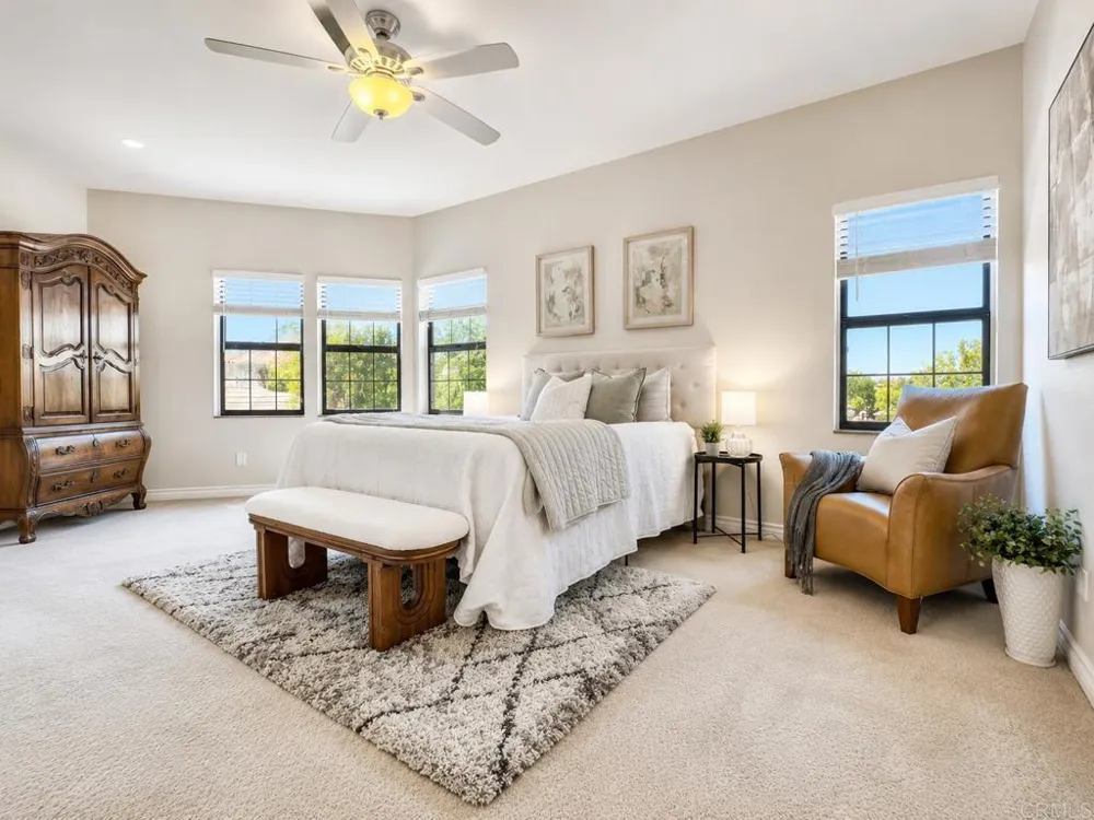 29118 Laurel Valley Dr Vista, CA 92084