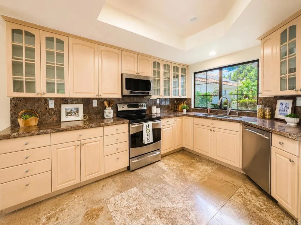 29118 Laurel Valley Dr Vista, CA 92084