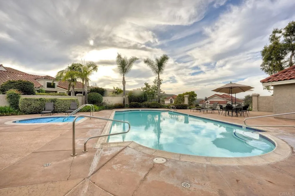 29118 Laurel Valley Dr Vista, CA 92084