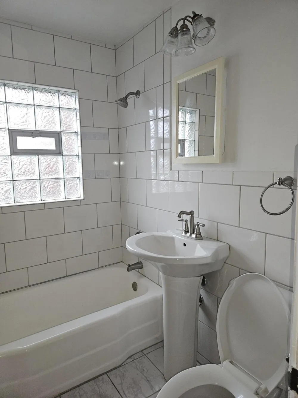2306 W 5th Avenue #6 Gary, IN 46404