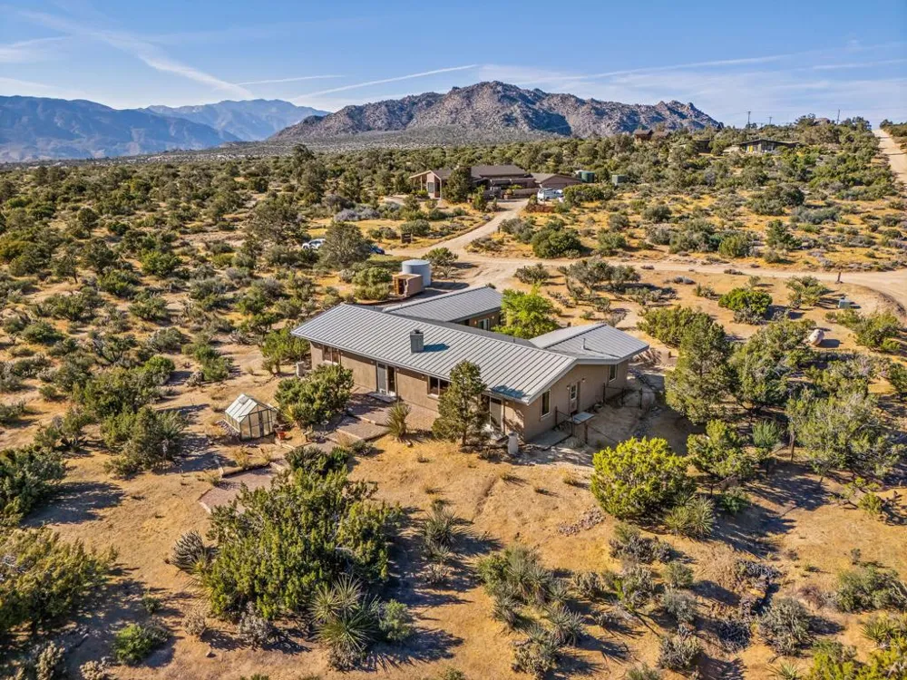 70053 Sonora Road Mountain Center, CA 92561