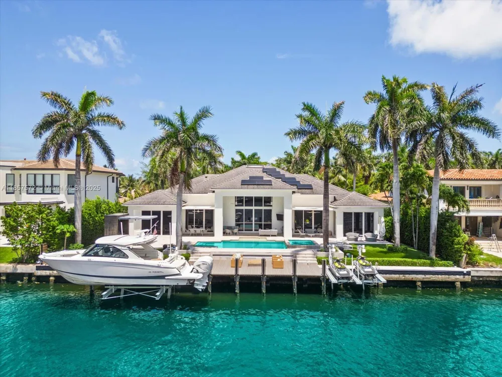 224 S ISLAND Golden Beach, FL 33160