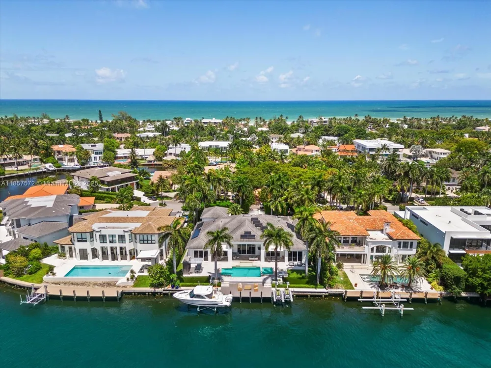 224 S ISLAND Golden Beach, FL 33160