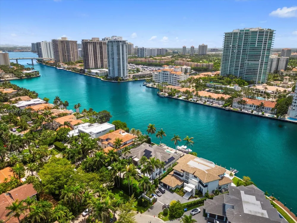 224 S ISLAND Golden Beach, FL 33160