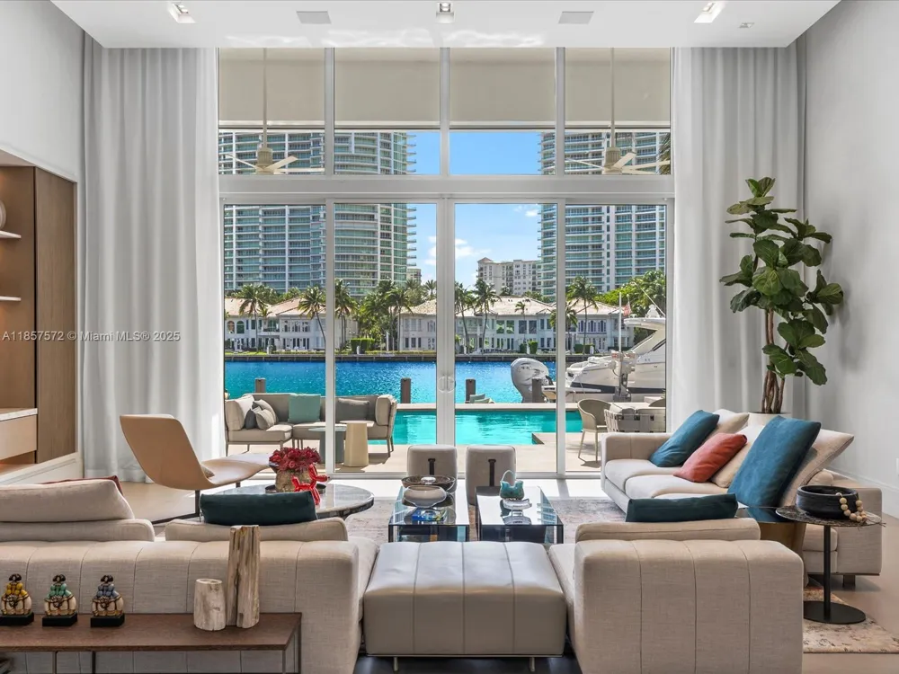 224 S ISLAND Golden Beach, FL 33160