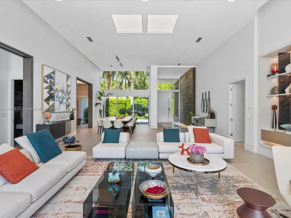 224 S ISLAND Golden Beach, FL 33160