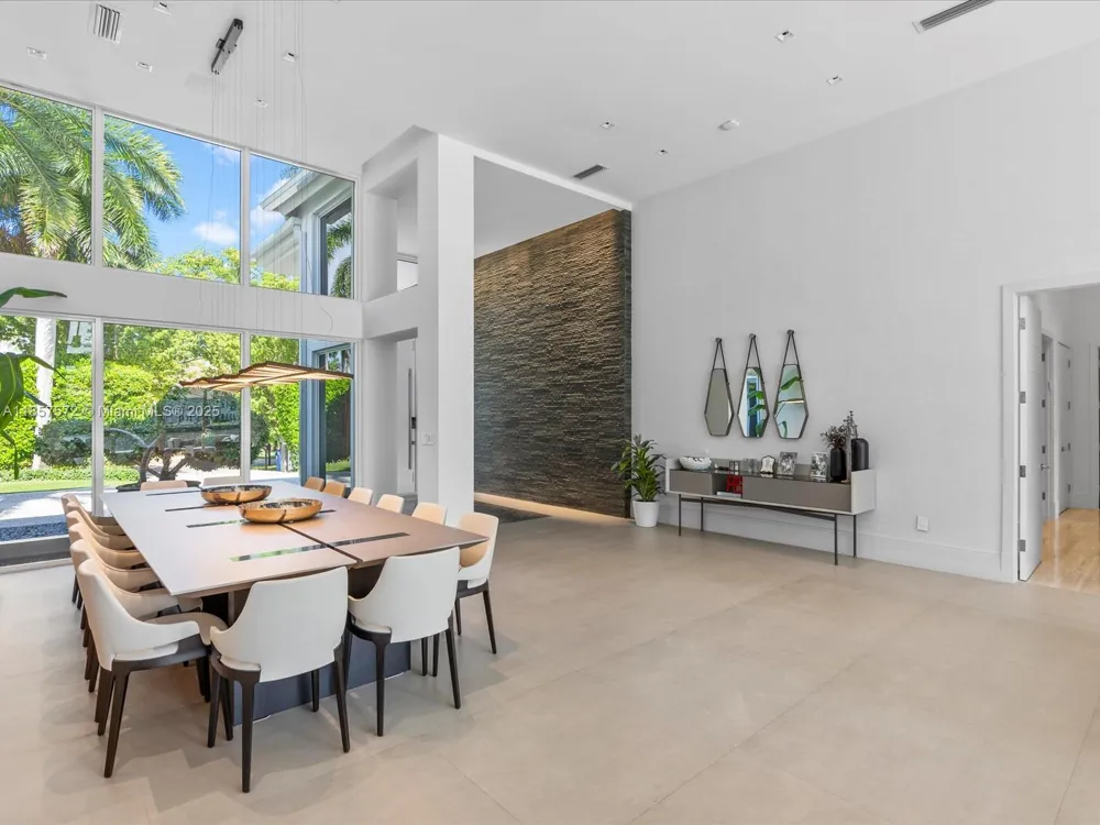 224 S ISLAND Golden Beach, FL 33160