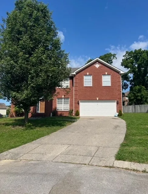 1324 Oakhall Ln Mount Juliet, TN 37122