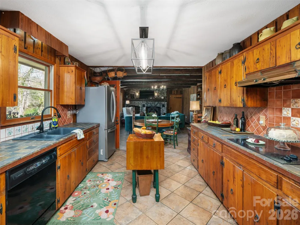 1617 California Creek Road Mars Hill, NC 28754