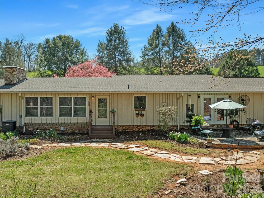 1617 California Creek Road Mars Hill, NC 28754