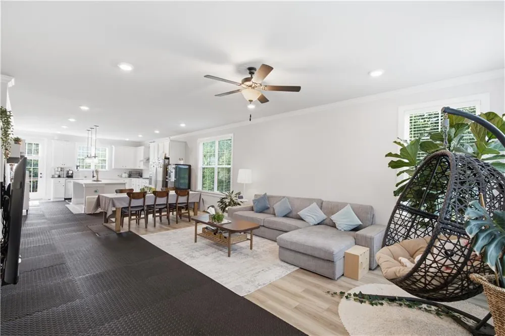 3005 Poppy Lane Roswell, GA 30076