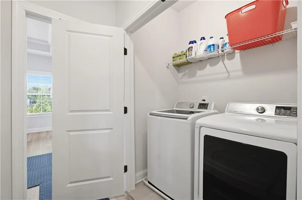 3005 Poppy Lane Roswell, GA 30076