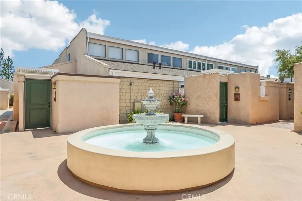 2900 Madison Avenue Fullerton, CA 92831
