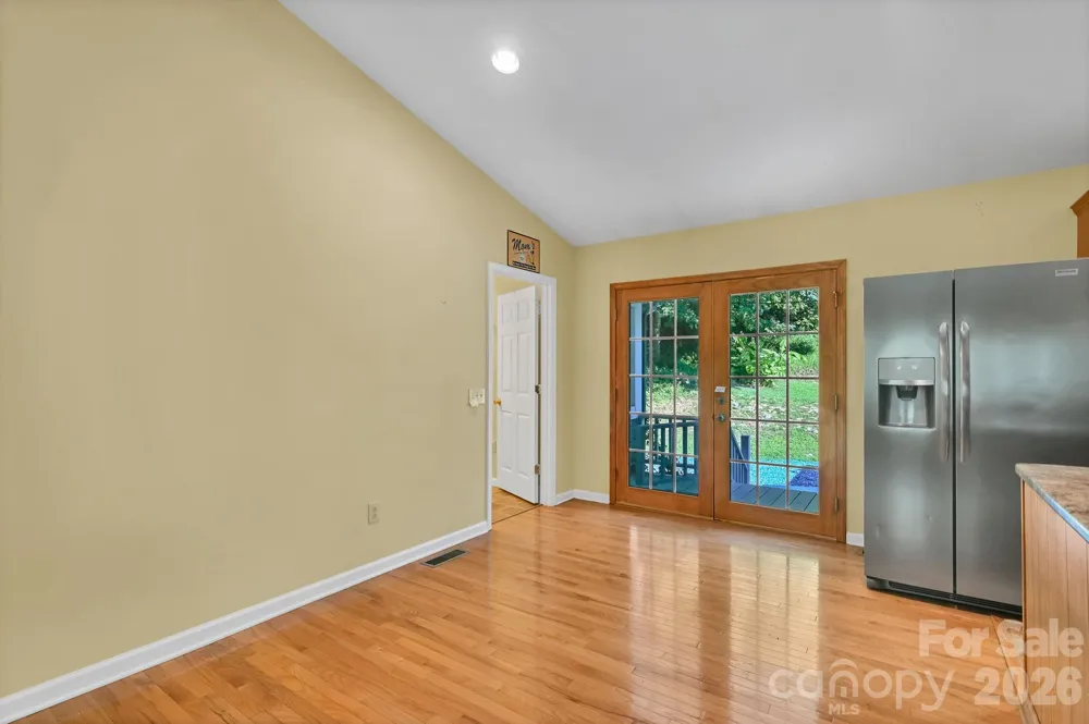 553 Morgan Branch Road Marshall, NC 28753