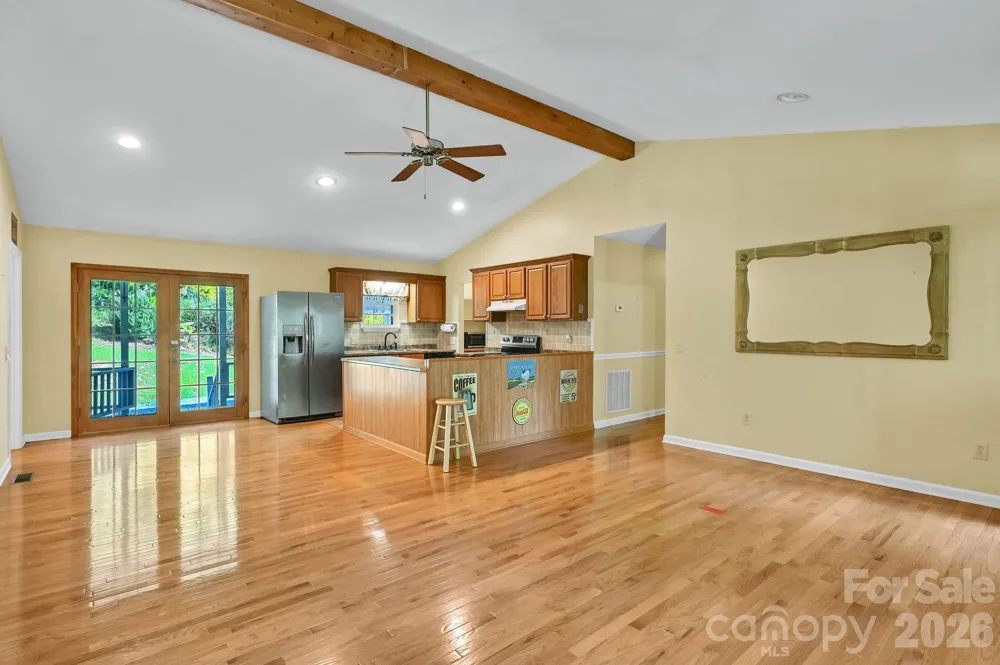 553 Morgan Branch Road Marshall, NC 28753