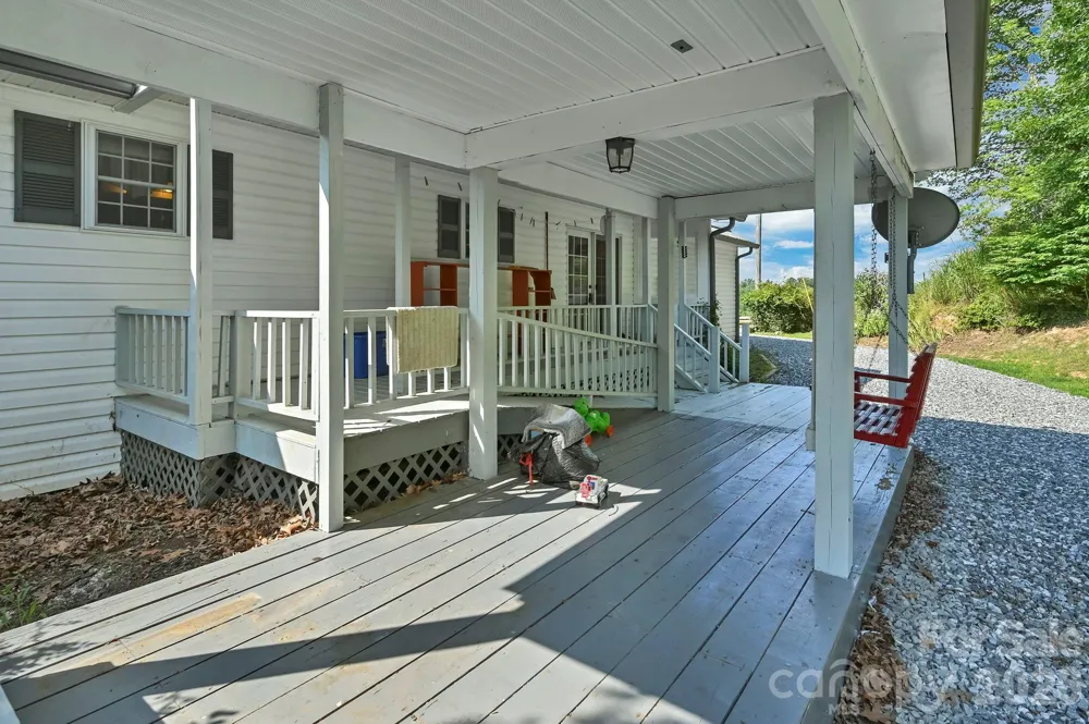 553 Morgan Branch Road Marshall, NC 28753
