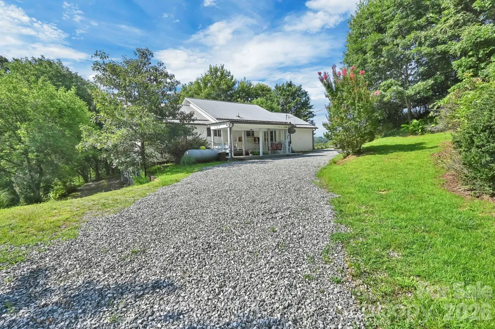 553 Morgan Branch Road Marshall, NC 28753