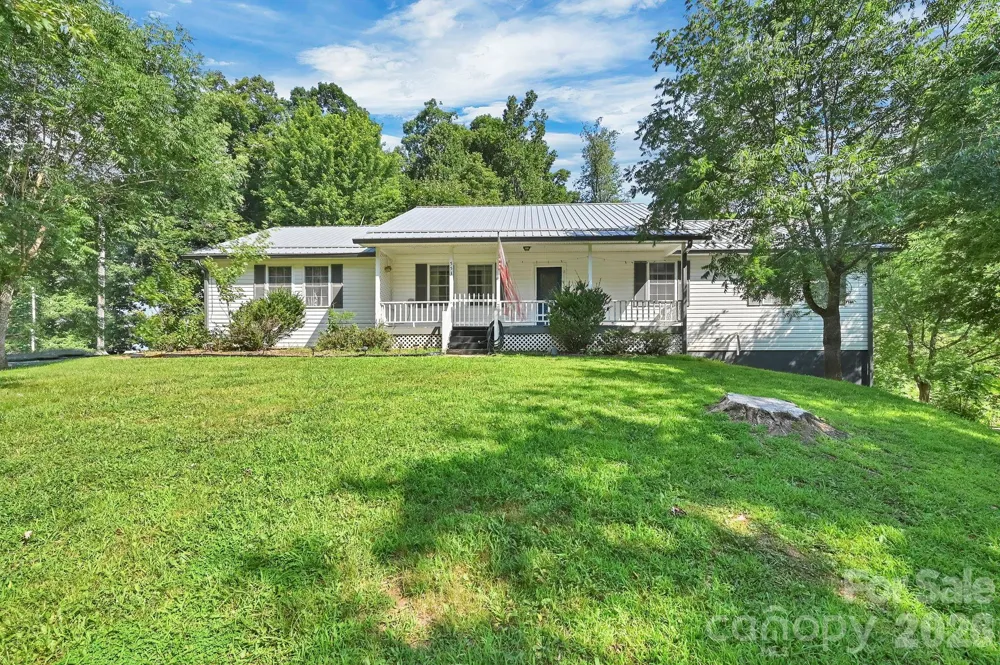 553 Morgan Branch Road Marshall, NC 28753