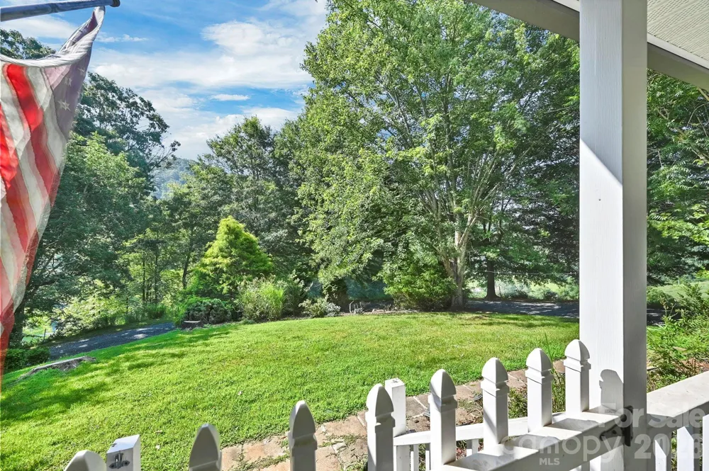553 Morgan Branch Road Marshall, NC 28753