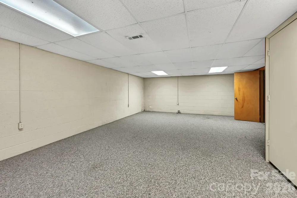 553 Morgan Branch Road Marshall, NC 28753