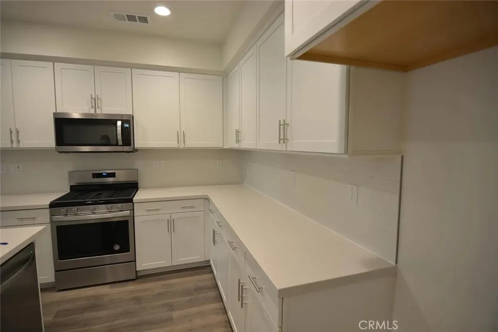 122 Red Brick #2 Simi Valley, CA 93065