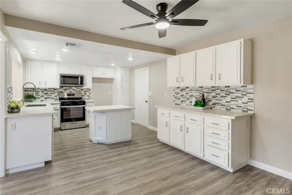 1825 Flame Tree Hemet, CA 92545