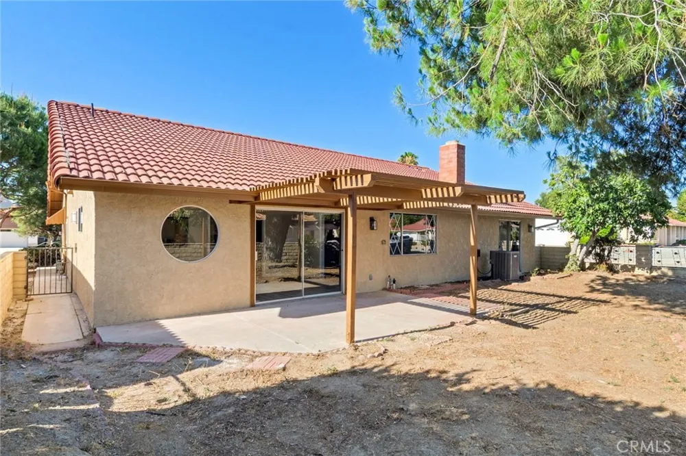 1825 Flame Tree Hemet, CA 92545