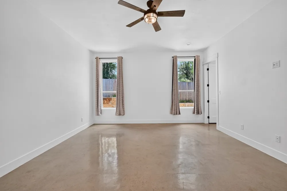 116 E Hickory Drive Granite Shoals, TX 78654