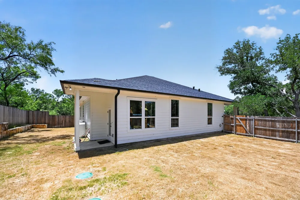 116 E Hickory Drive Granite Shoals, TX 78654