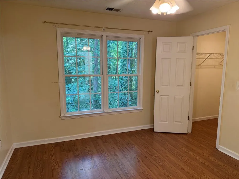 870 Glynn Oaks Drive Clarkston, GA 30021