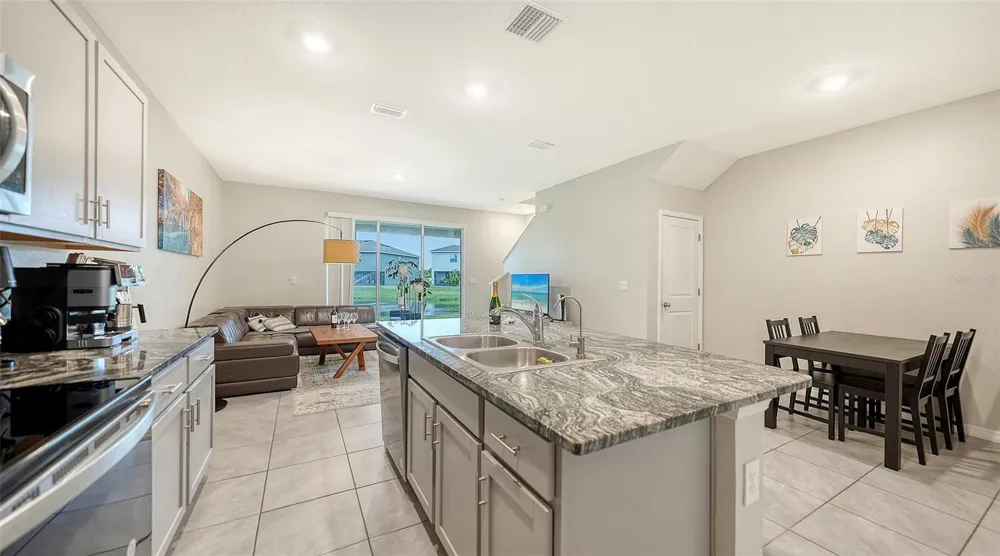 8777 MILESTONE DRIVE Sarasota, FL 34238