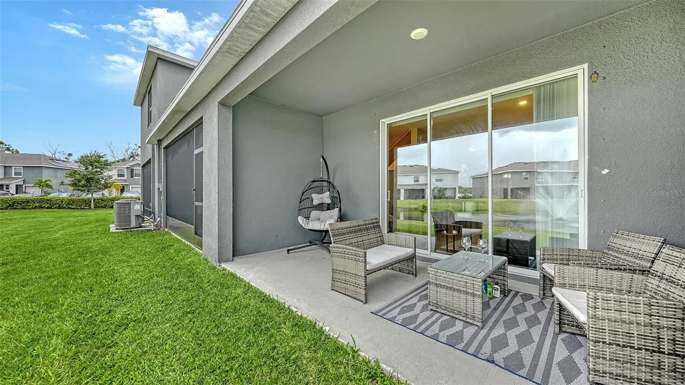 8777 MILESTONE DRIVE Sarasota, FL 34238