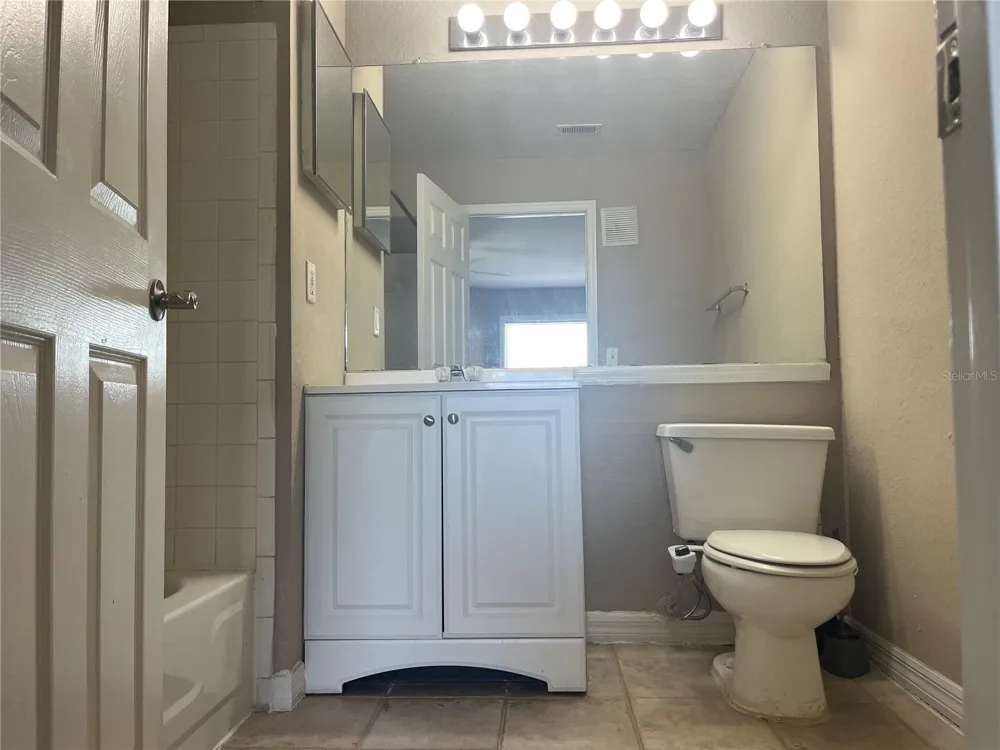 7511 SEURAT STREET #10304 Orlando, FL 32819