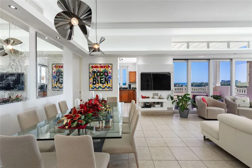 100 OCEAN DRIVE #154 Humacao, PR 00791