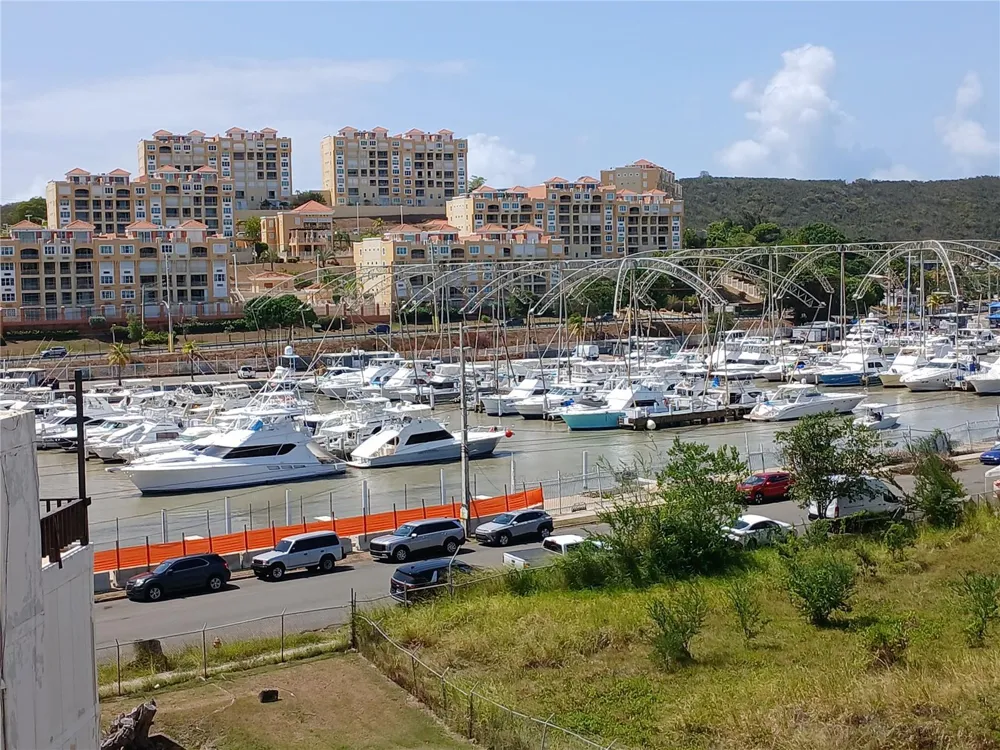 Villa Marina Condo VILLA MARINA AVE. #G301 Fajardo, PR 00738